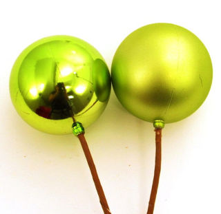 Picture of Ornament Ball 100Mm Green Gloss/Matte